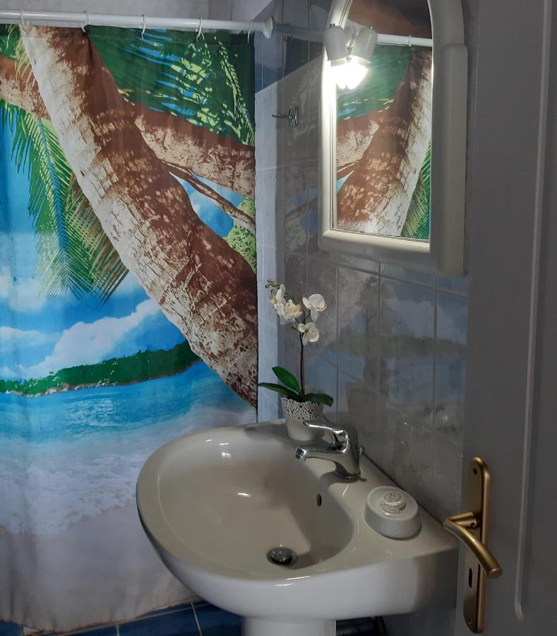 Casa De Blue Studios Лурдата Экстерьер фото